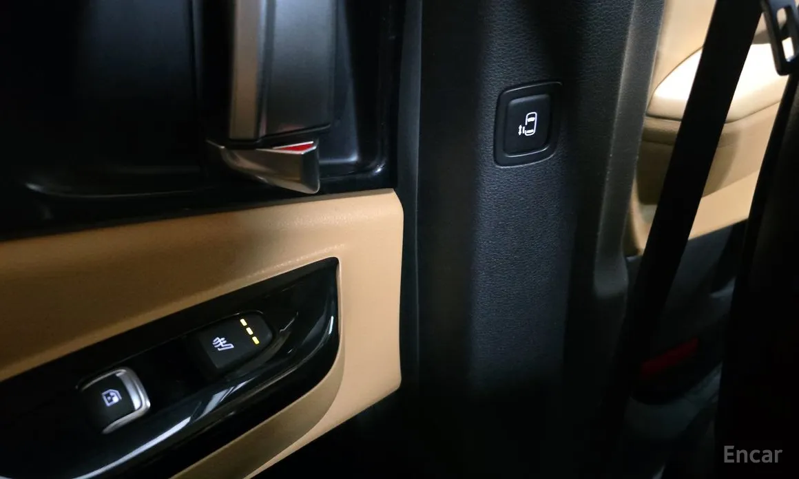 Фото 16 - Kia Carnival