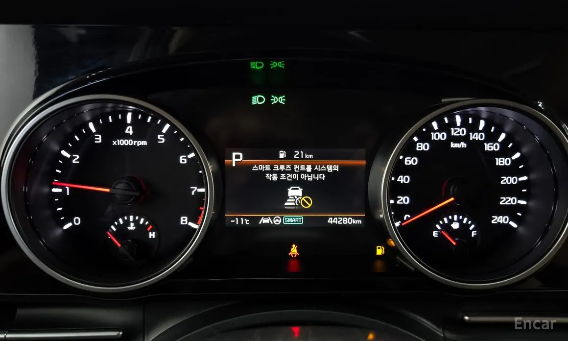 Фото 8 - Kia Carnival