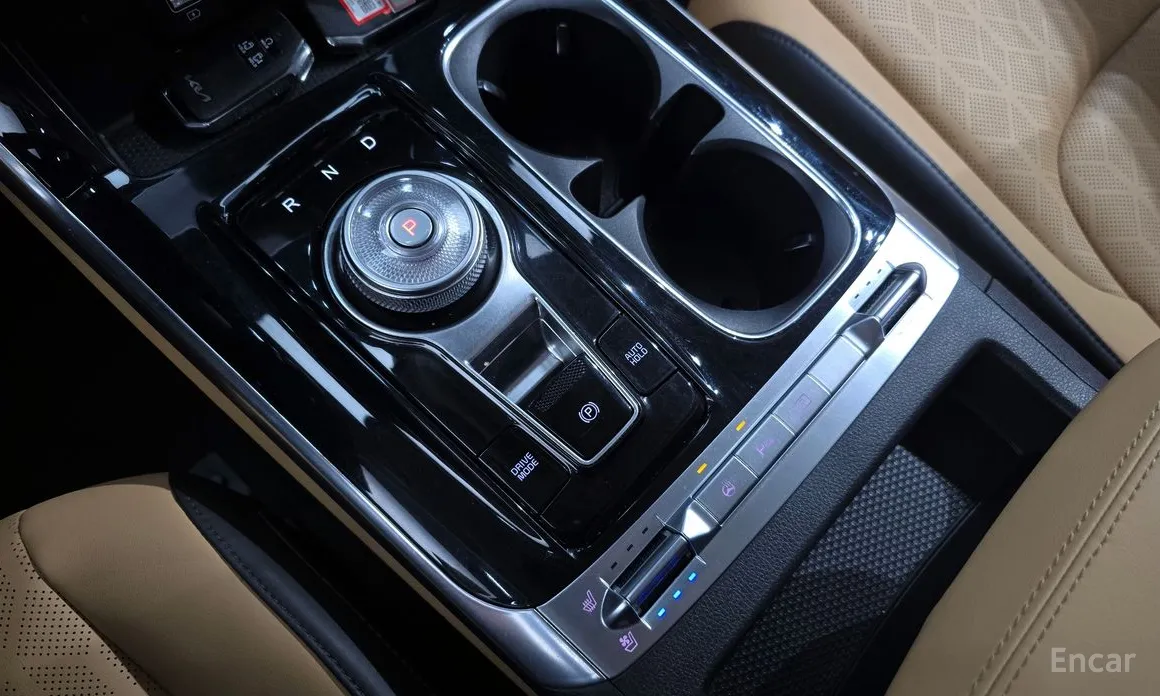 Фото 9 - Kia Carnival