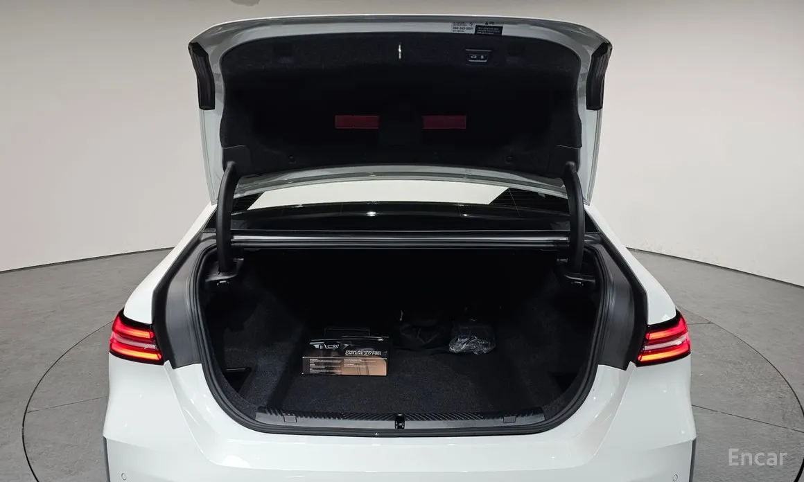 Фото 20 - BMW 5 Series