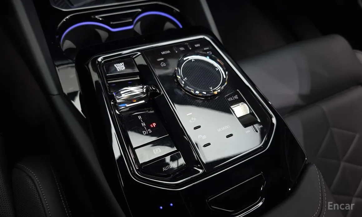 Фото 9 - BMW 5 Series