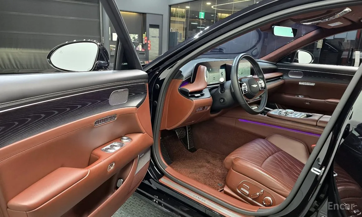 Фото 11 - Genesis G90