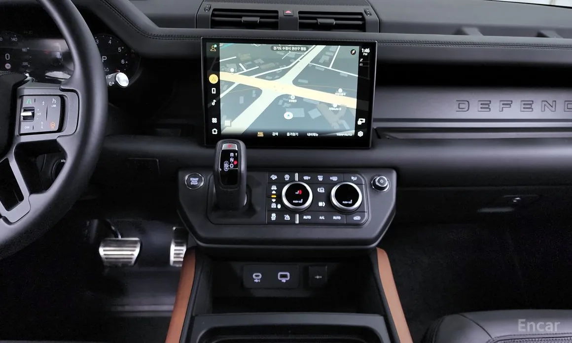 Фото 14 - Land Rover Defender