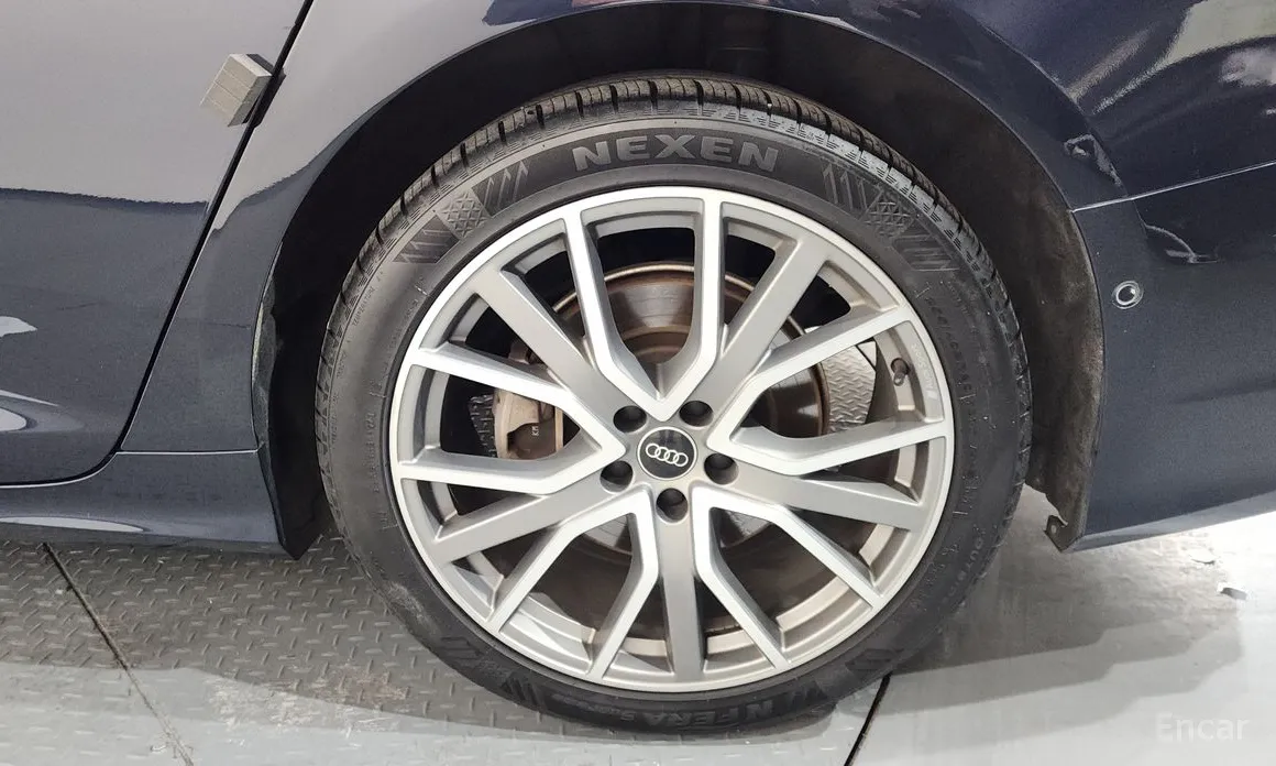 Фото 5 - Audi A6