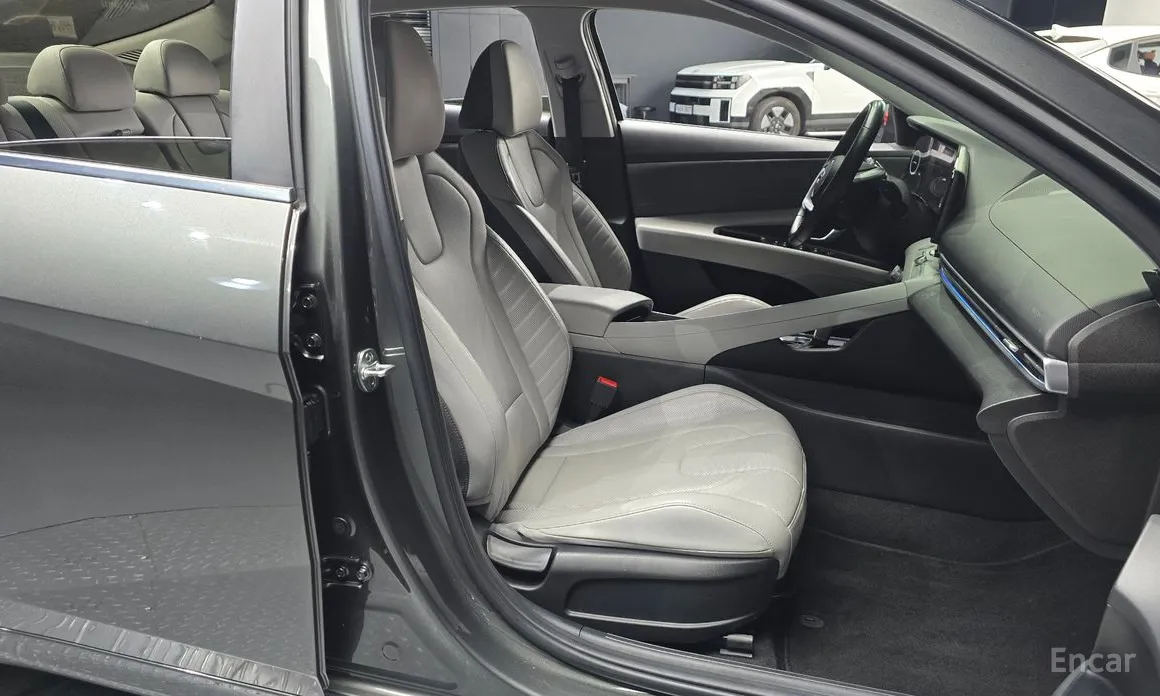 Фото 10 - Hyundai Avante