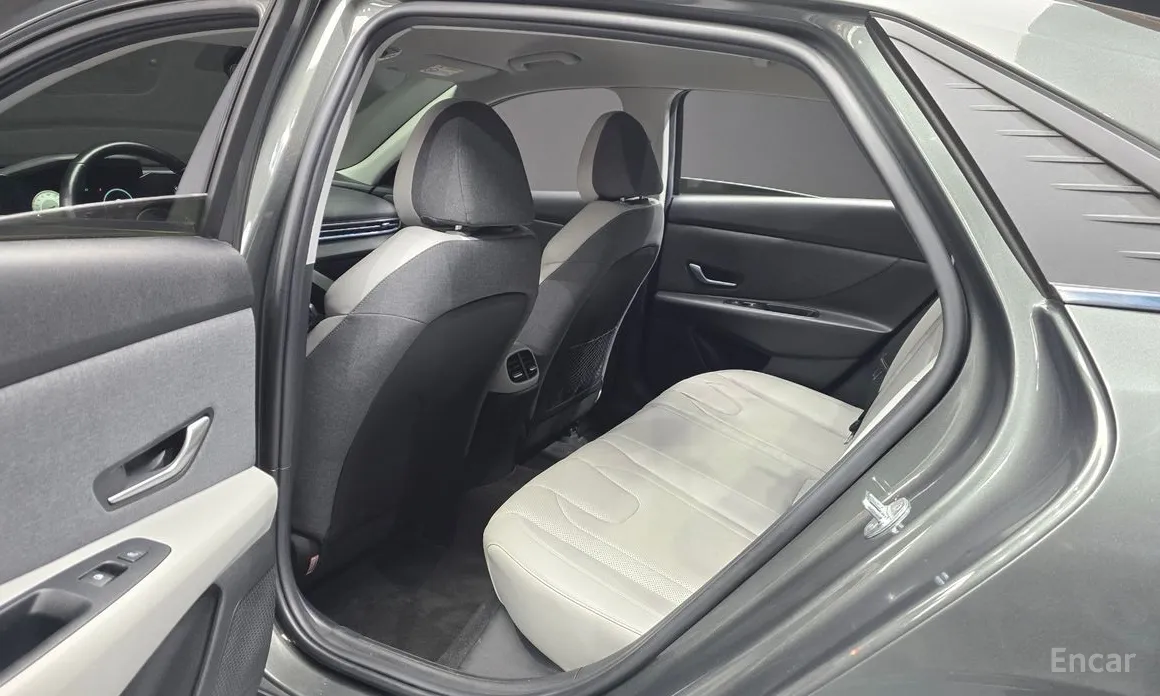 Фото 12 - Hyundai Avante