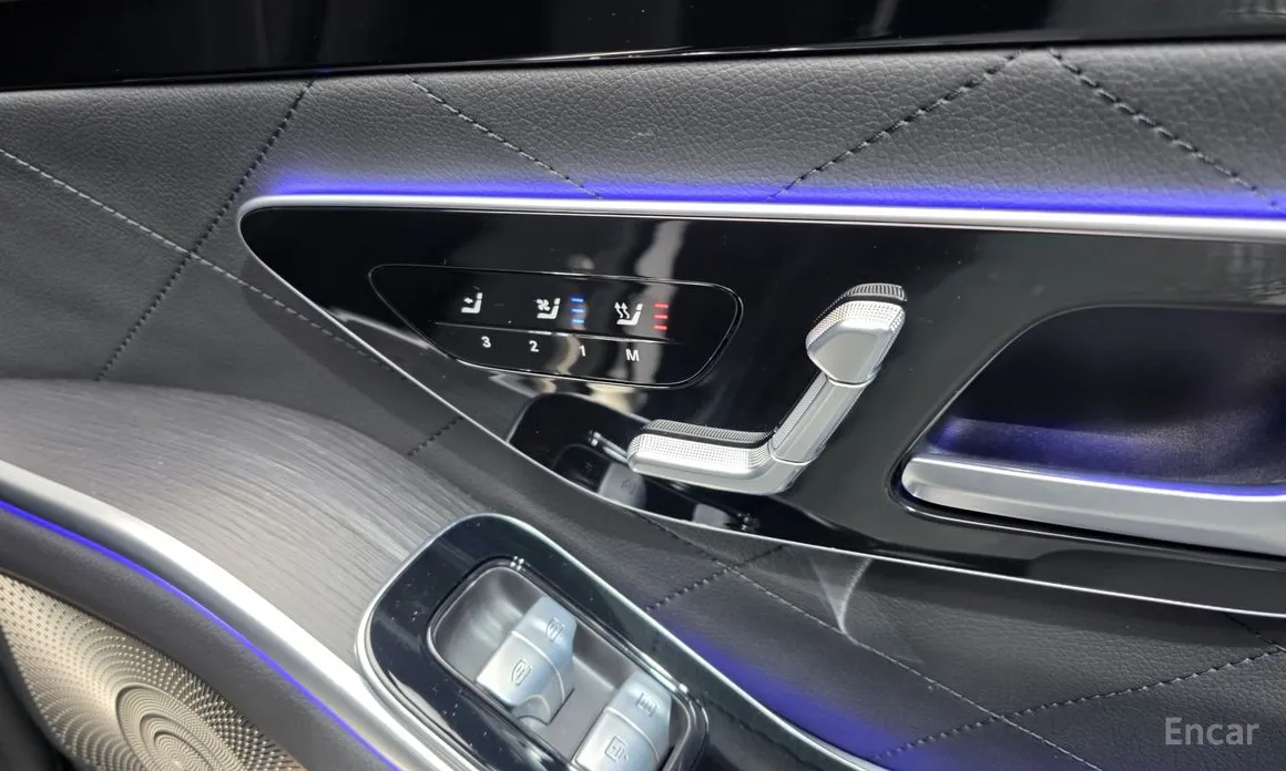 Фото 19 - Mercedes-Benz S-Class