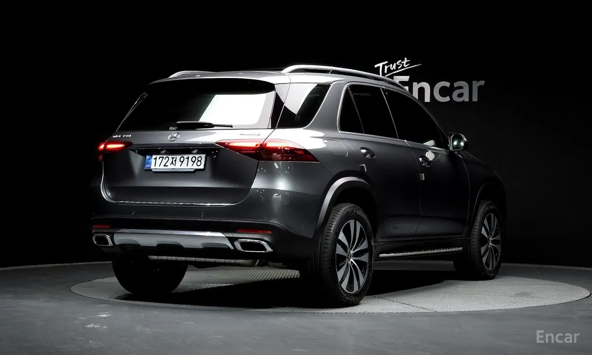 Фото 2 - Mercedes-Benz GLE-Class