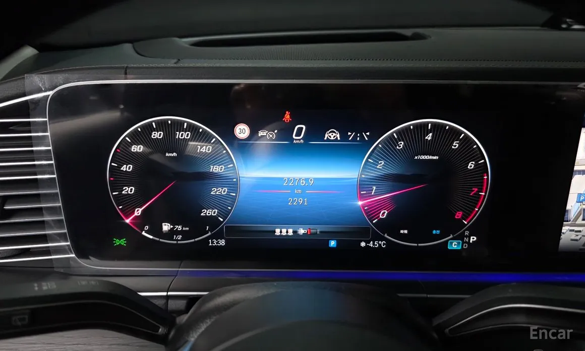 Фото 8 - Mercedes-Benz GLE-Class