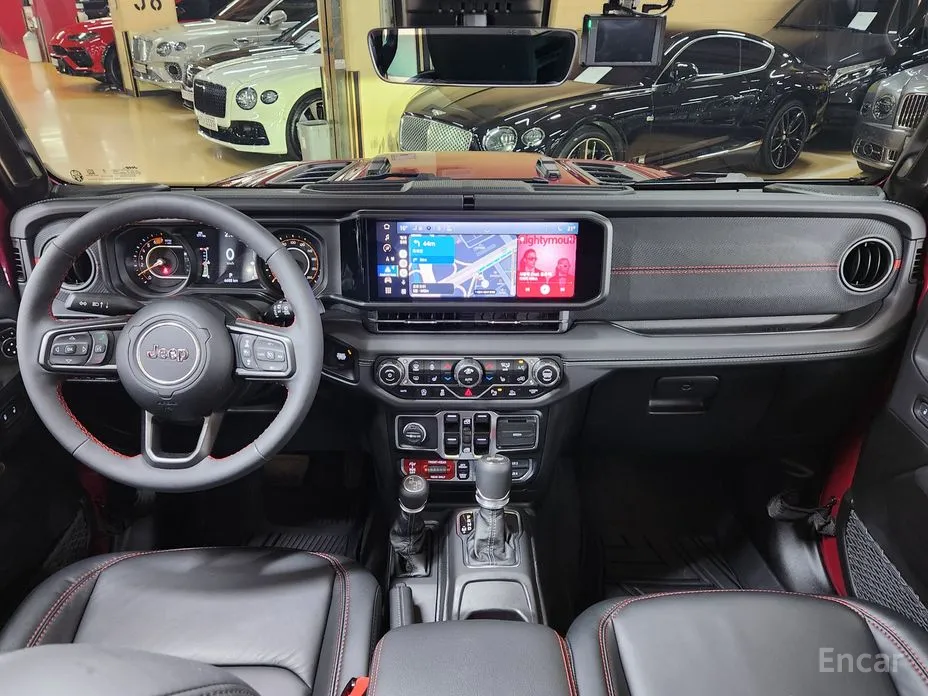 Фото 16 - Jeep Wrangler