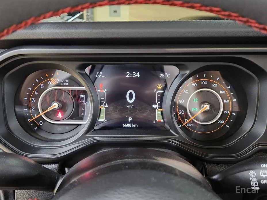 Фото 8 - Jeep Wrangler