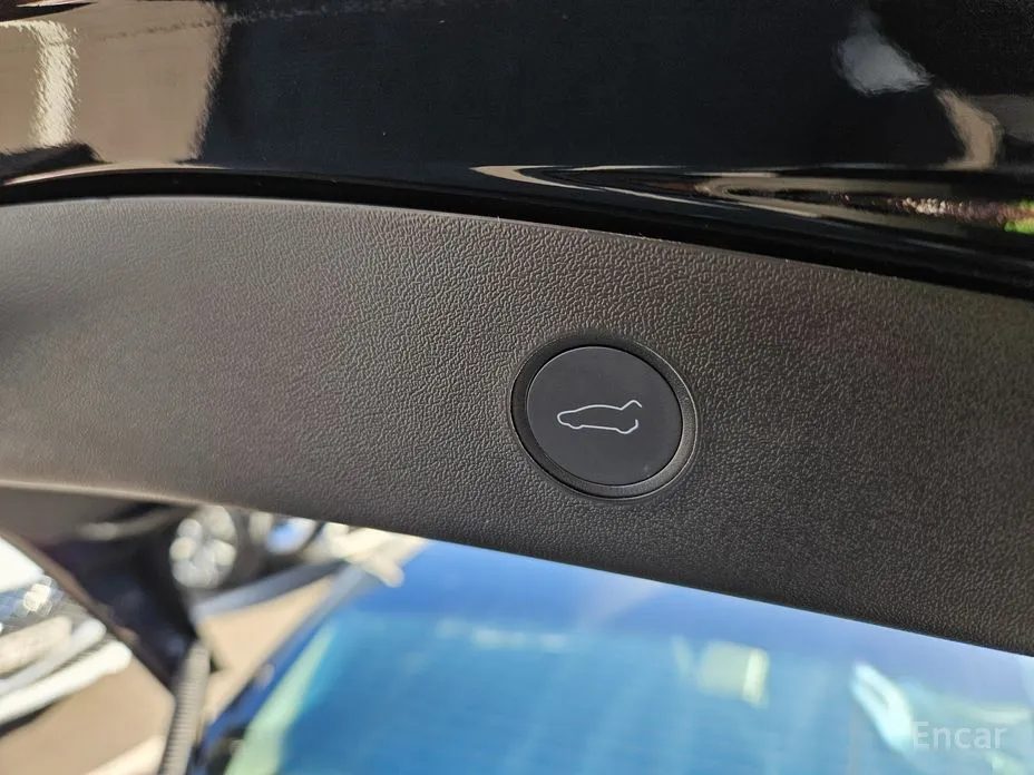 Фото 20 - Tesla Model 3