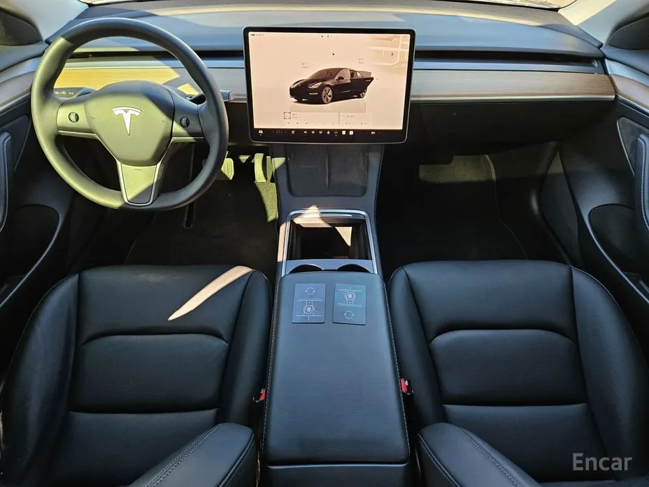 Фото 7 - Tesla Model 3