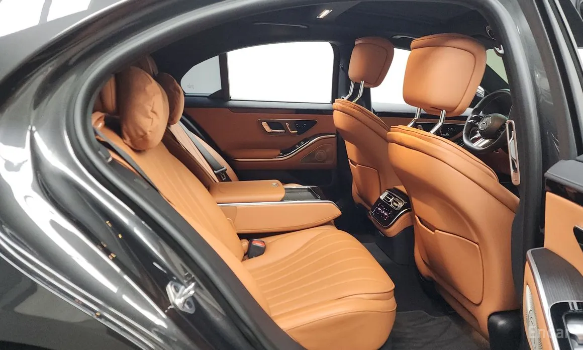 Фото 12 - Mercedes-Benz S-Class