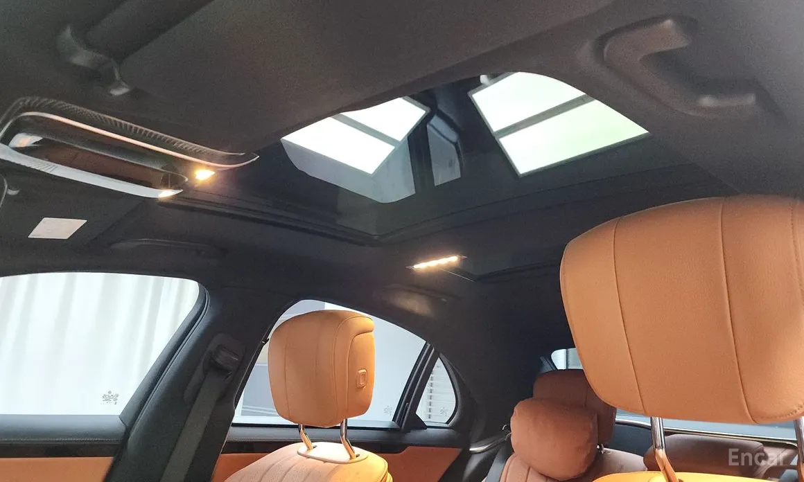 Фото 19 - Mercedes-Benz S-Class