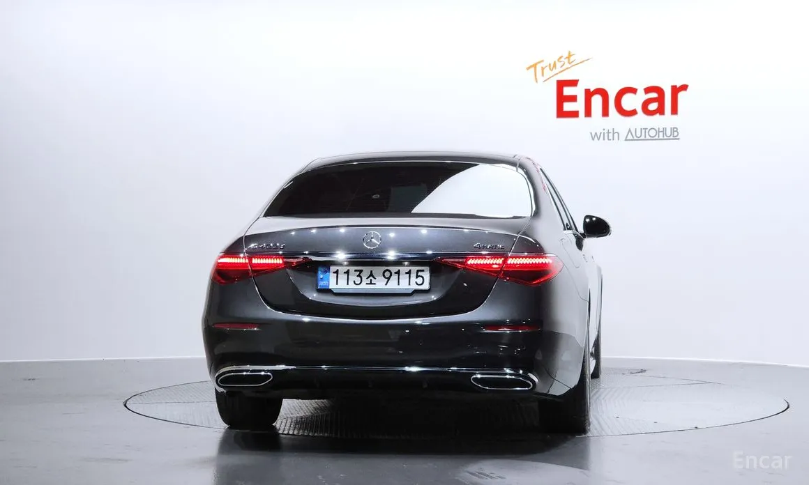 Фото 4 - Mercedes-Benz S-Class