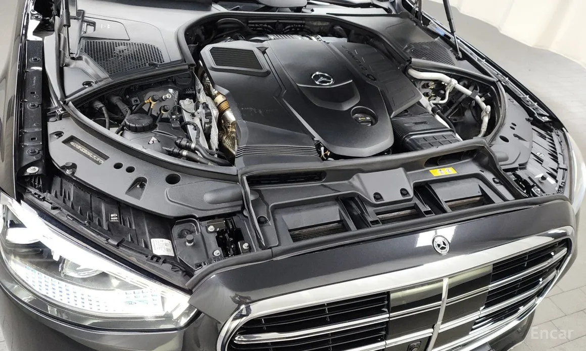 Фото 6 - Mercedes-Benz S-Class