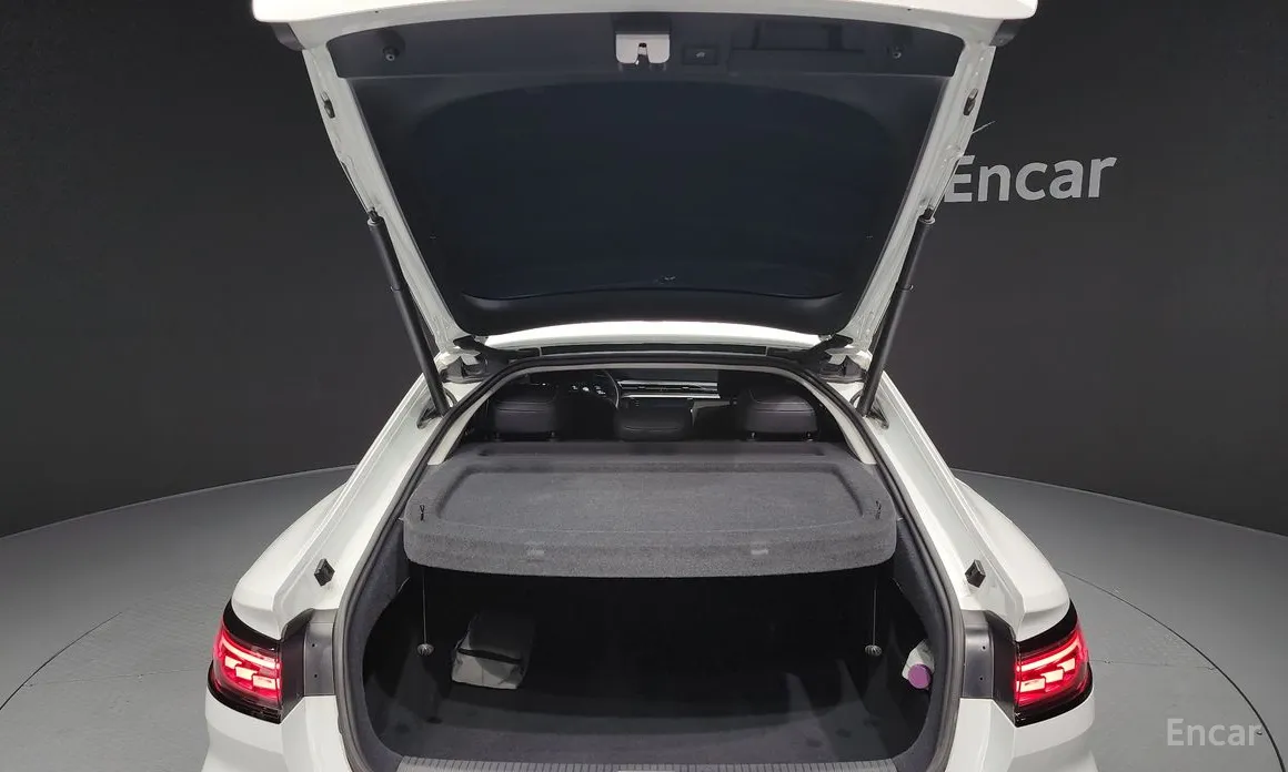 Photo 20 - Volkswagen Arteon