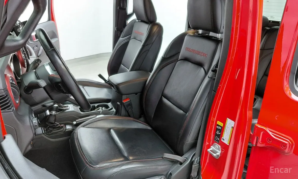 Фото 10 - Jeep Gladiator