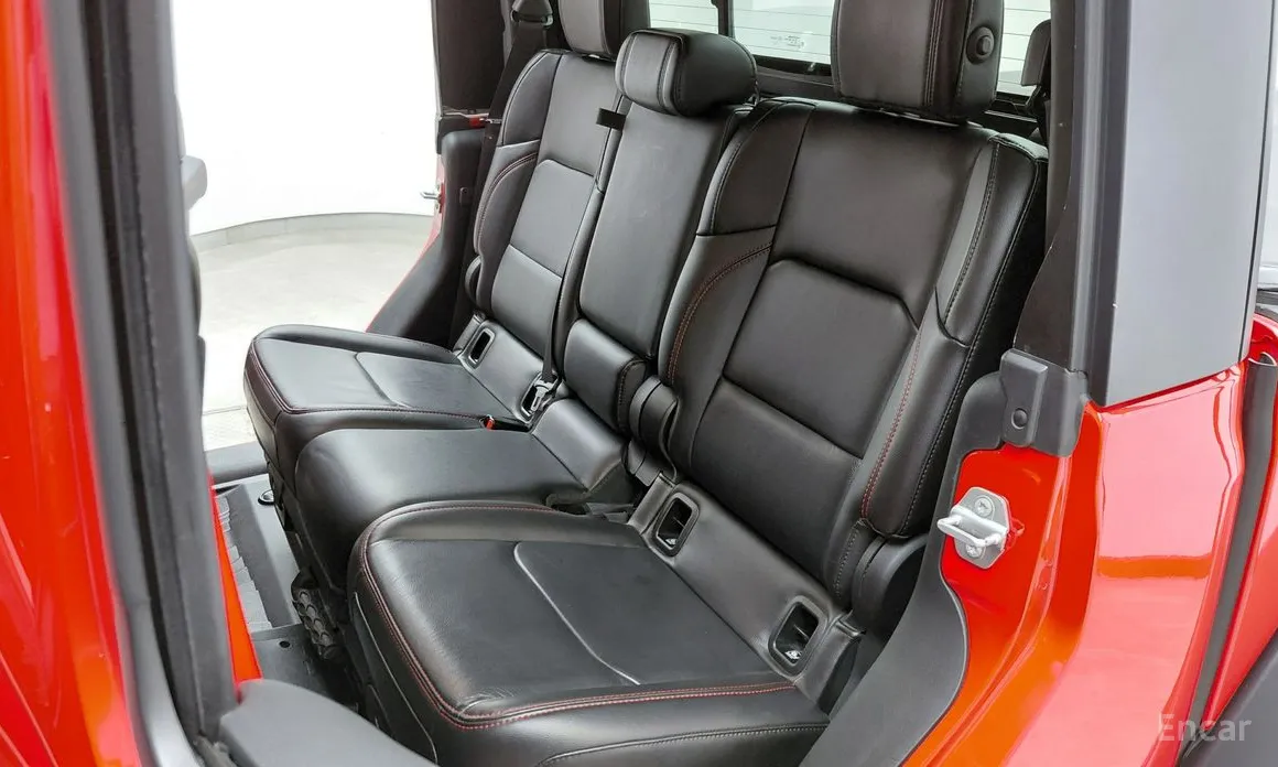 Фото 12 - Jeep Gladiator