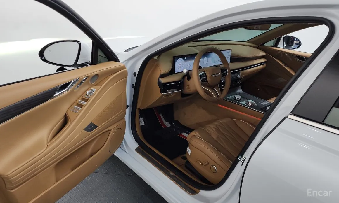 Фото 10 - Genesis G80