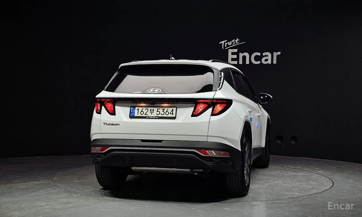 Фото 4 - Hyundai Tucson