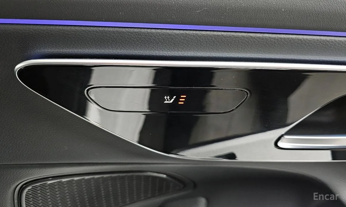 Фото 19 - Mercedes-Benz E-Class