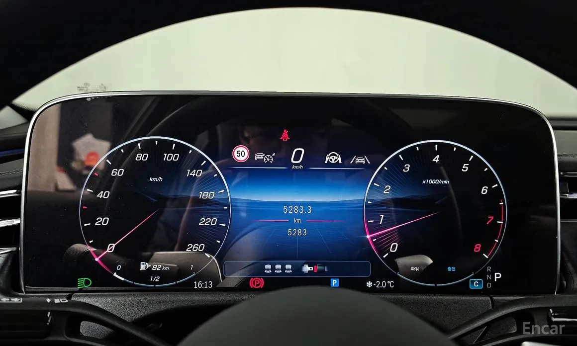 Фото 8 - Mercedes-Benz E-Class