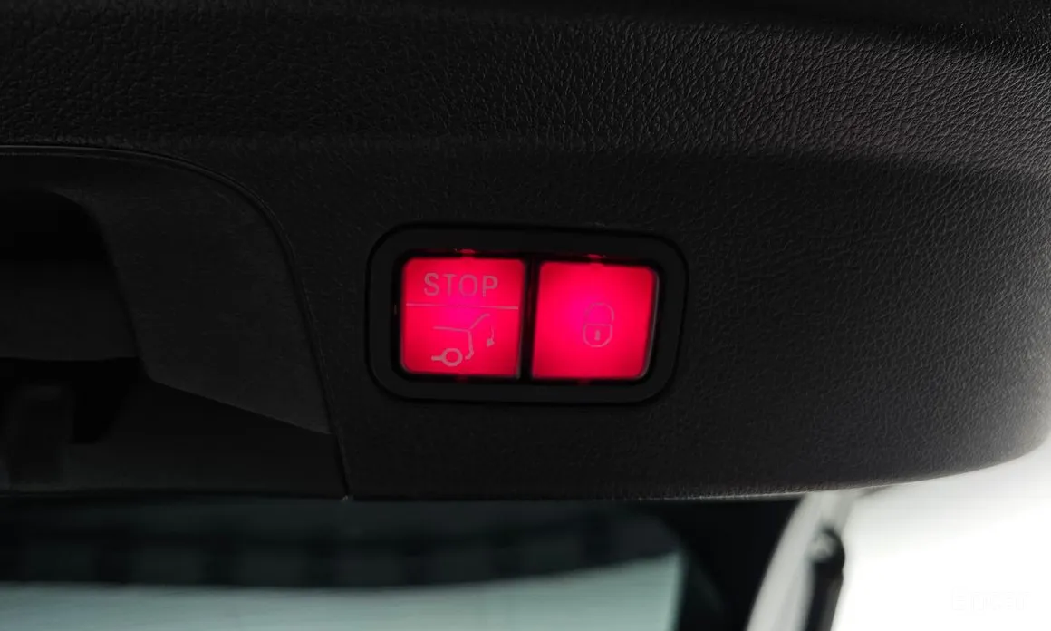 Фото 20 - Mercedes-Benz GLE-Class