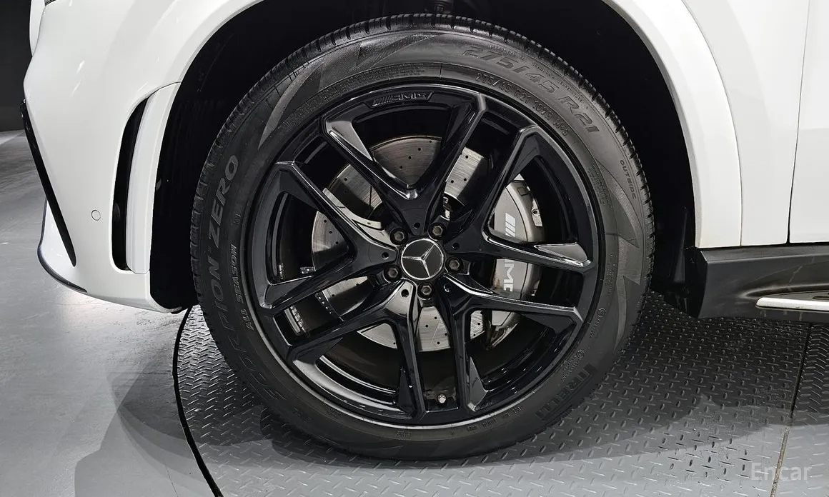 Фото 5 - Mercedes-Benz GLE-Class