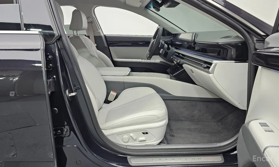 Photo 11 - Hyundai Grandeur