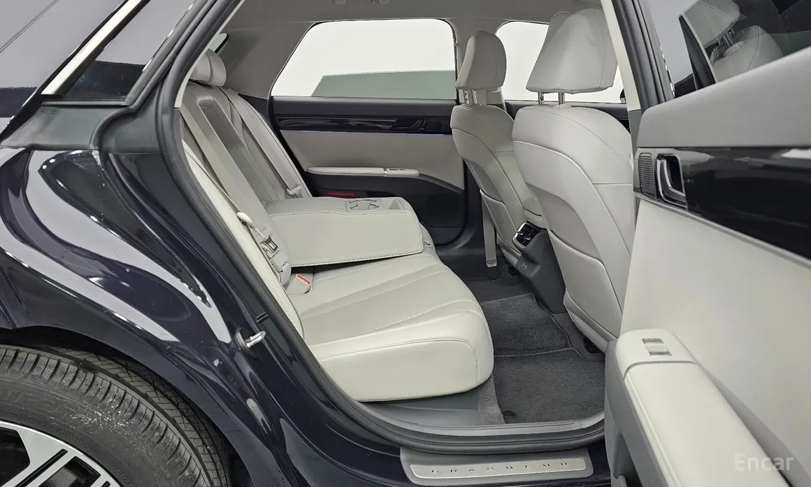 Photo 12 - Hyundai Grandeur