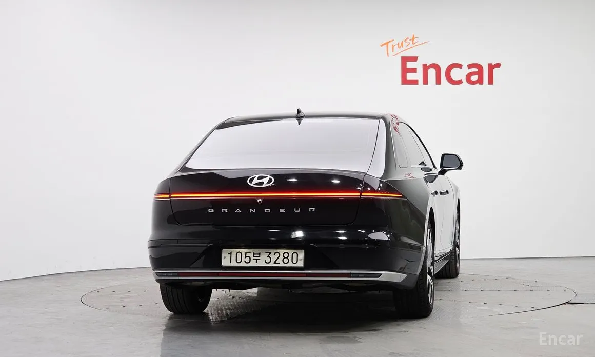 Photo 4 - Hyundai Grandeur