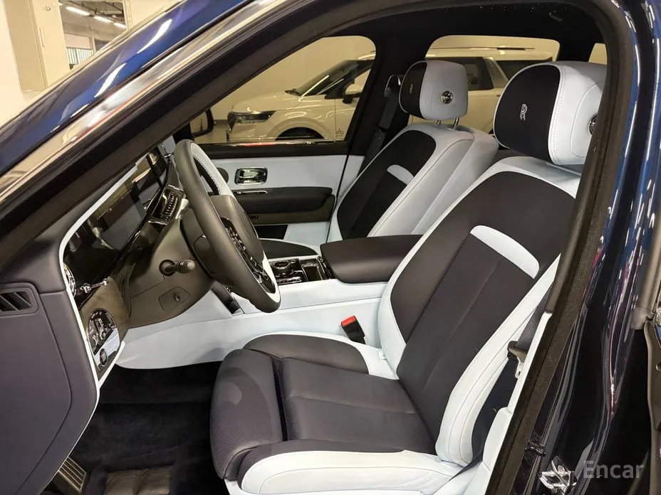 Фото 10 - Rolls-Royce Cullinan