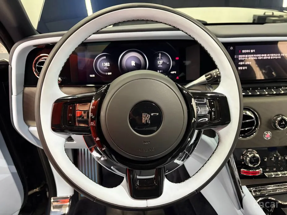 Фото 7 - Rolls-Royce Cullinan