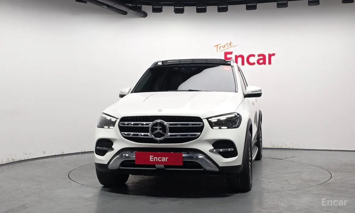 Фото 3 - Mercedes-Benz GLE-Class