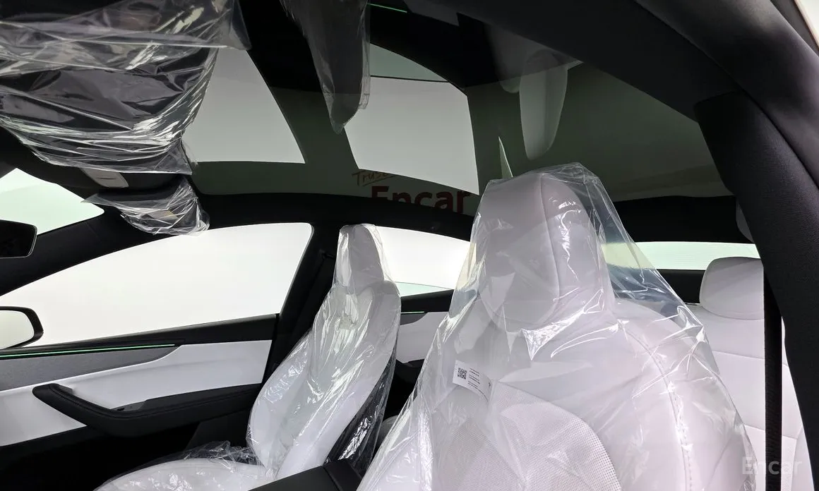 Фото 19 - Tesla Model Y