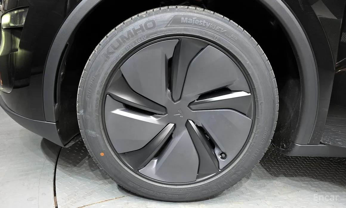 Фото 5 - Tesla Model Y