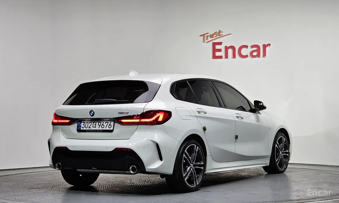 Фото 2 - BMW 1 Series