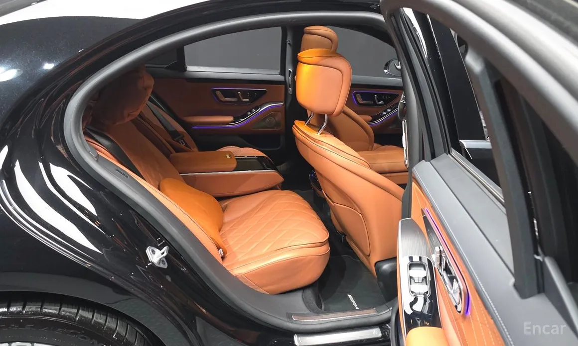 Фото 12 - Mercedes-Benz S-Class