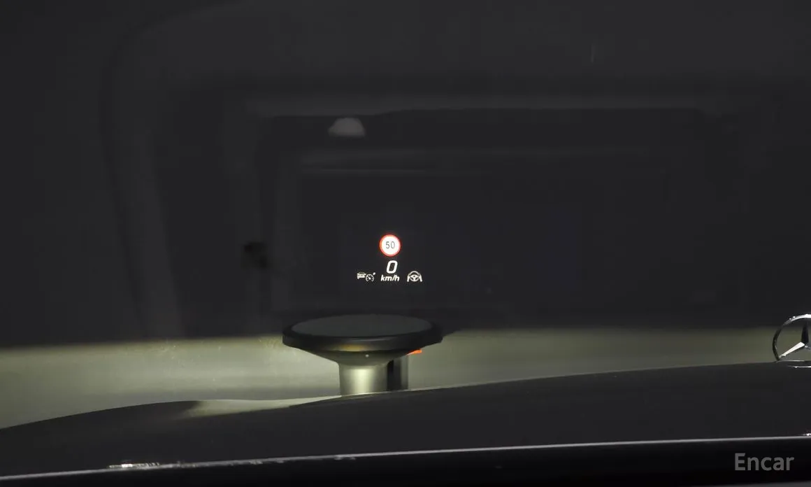 Фото 17 - Mercedes-Benz S-Class