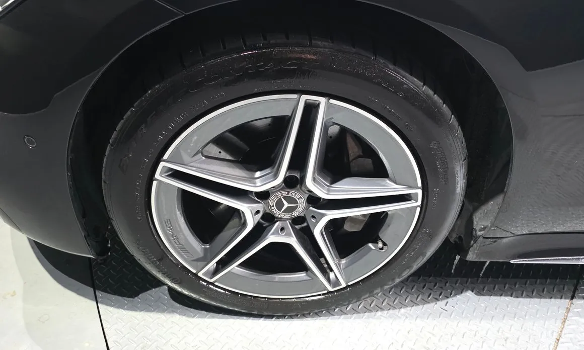 Фото 5 - Mercedes-Benz S-Class