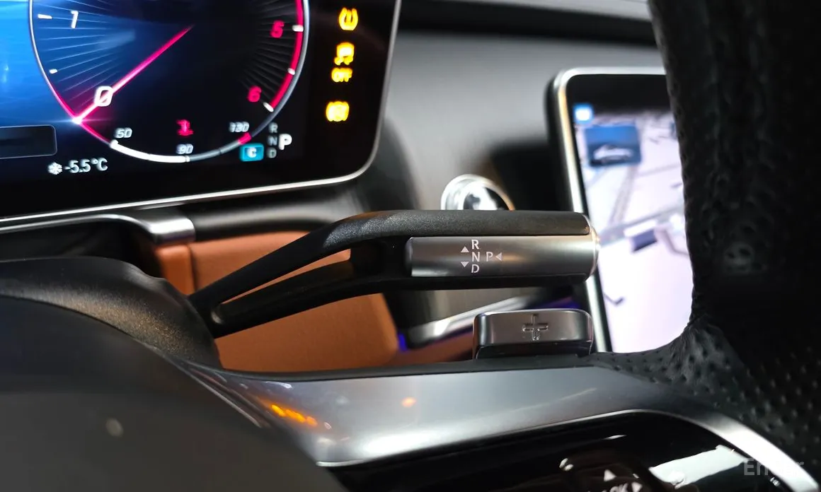 Фото 9 - Mercedes-Benz S-Class