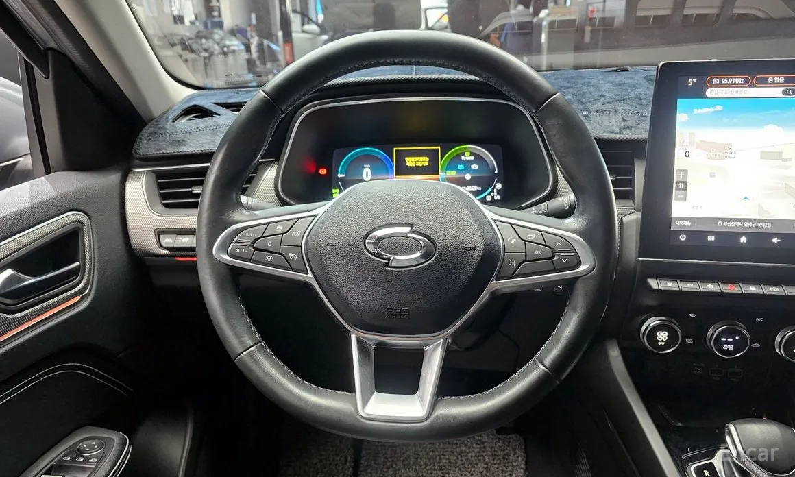 Фото 14 - Renault XM3