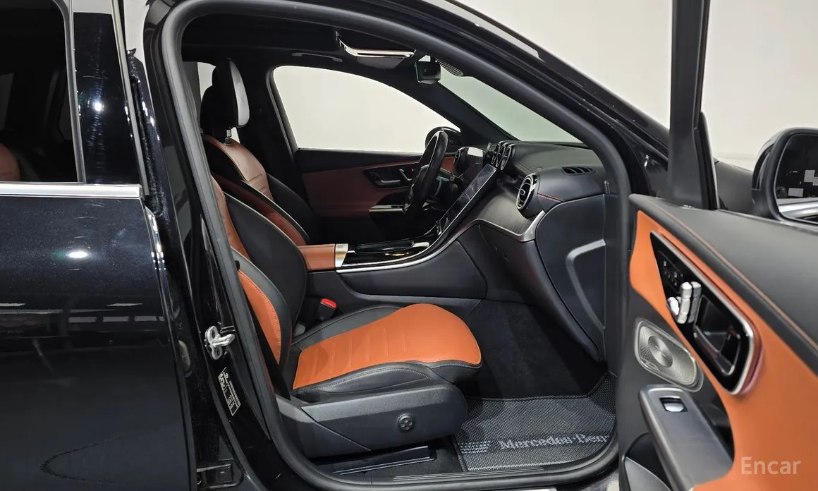 Фото 11 - Mercedes-Benz GLC-Class