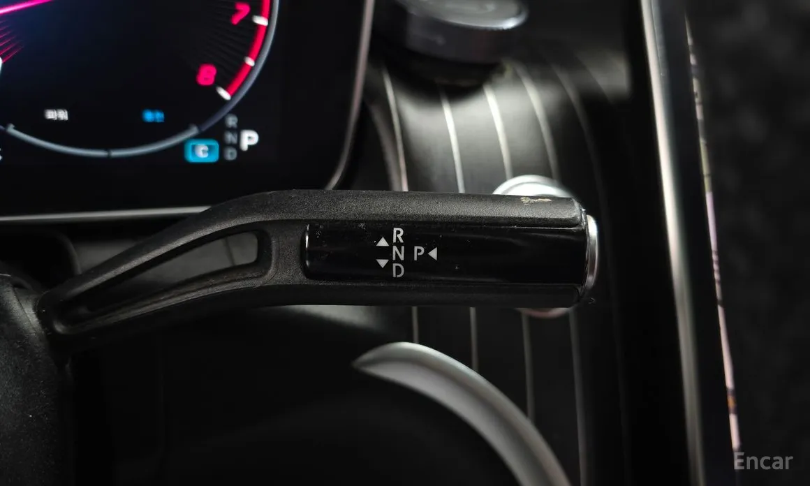 Фото 9 - Mercedes-Benz GLC-Class