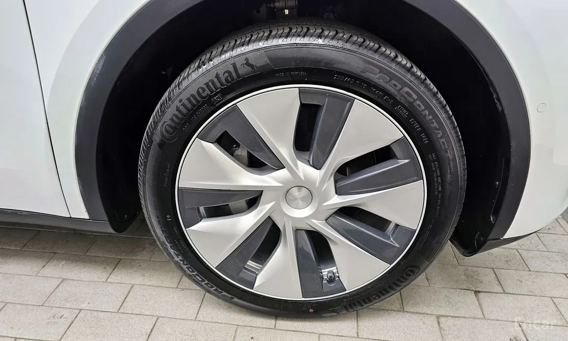 Фото 5 - Tesla Model Y