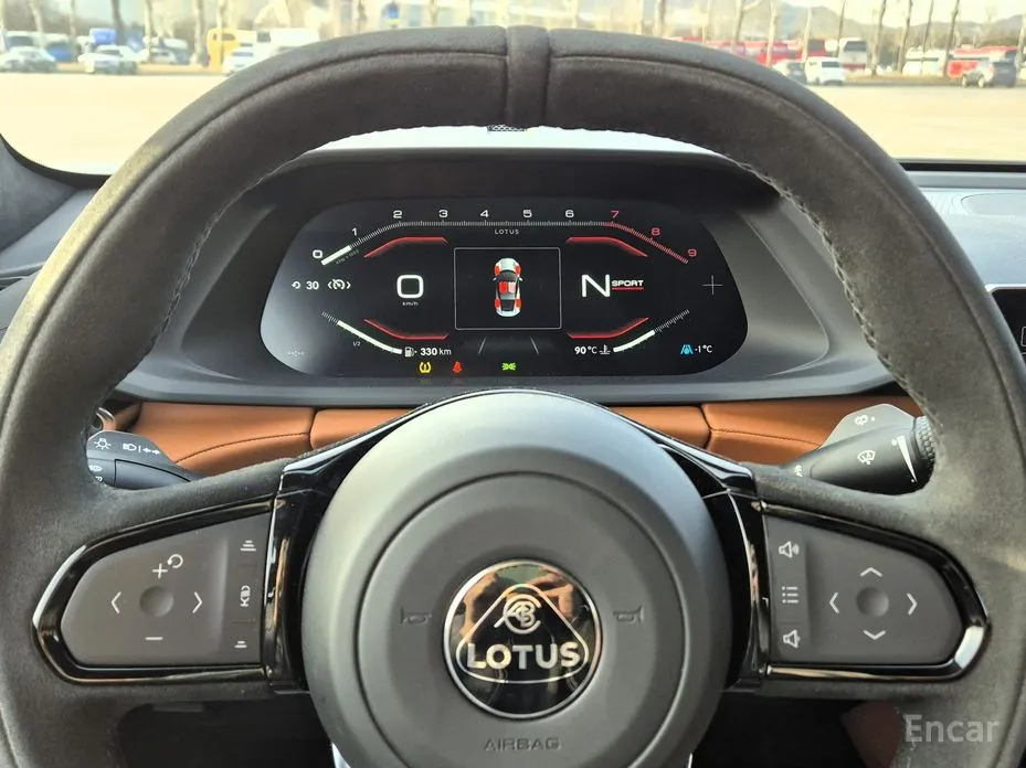 Фото 11 - Lotus Emira