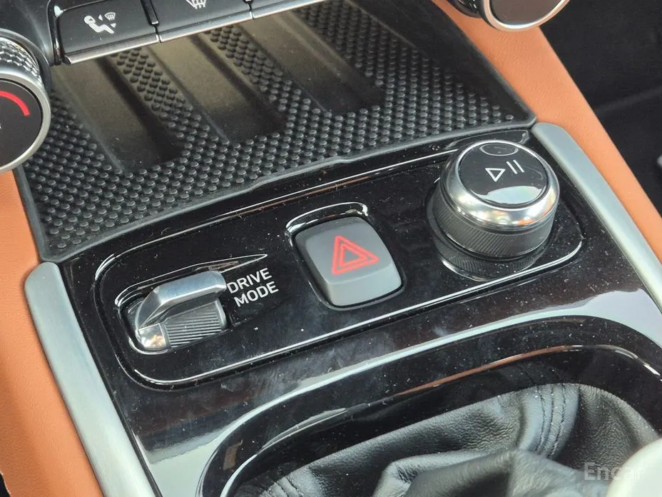 Фото 14 - Lotus Emira