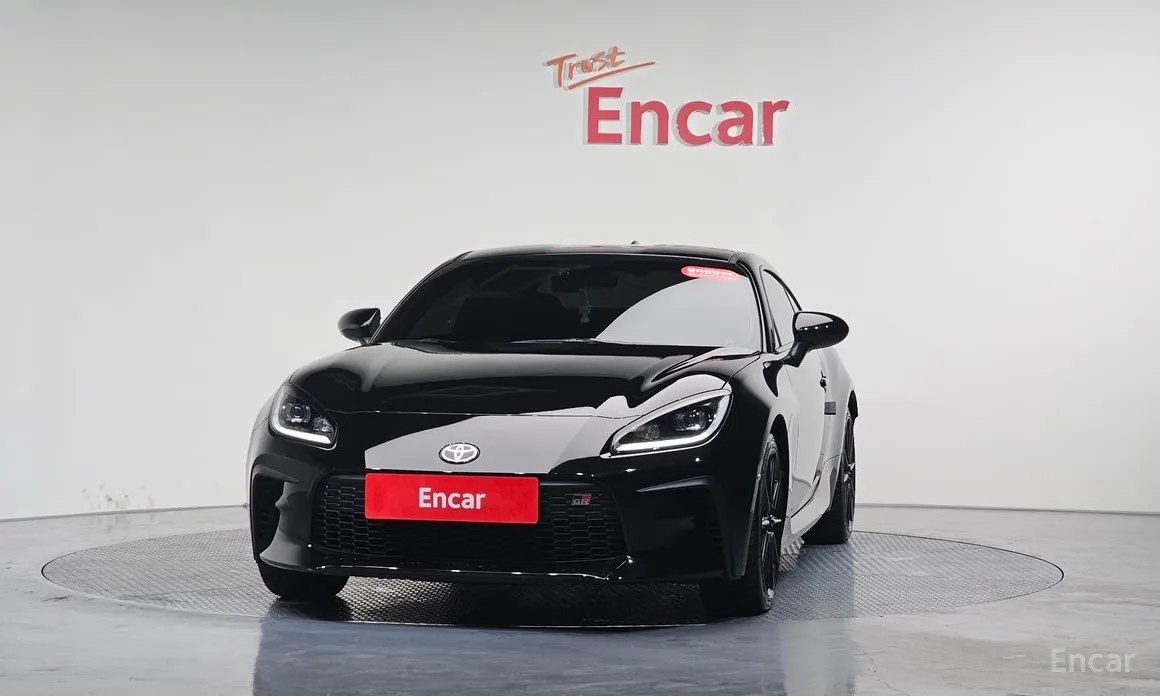 Фото 3 - Toyota 86